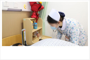巡检陪伴机器人